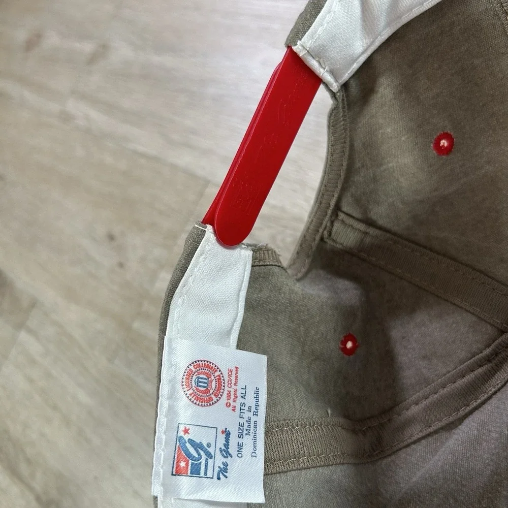 VTG Georgia Bulldogs Script Snapback Hat College The Game Beige Red Cap